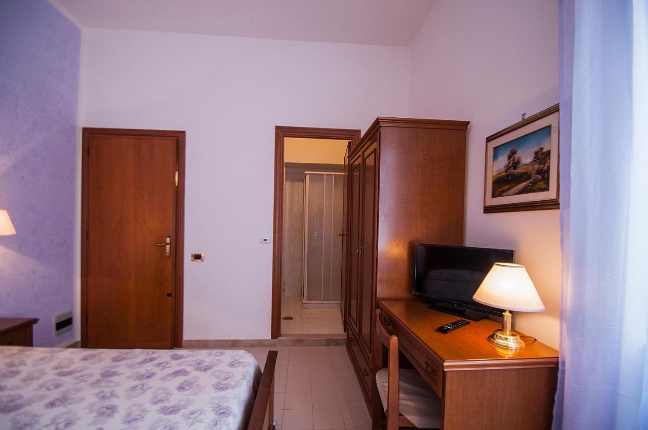 Morro Reatino Alloggio Turistico Luigina מראה חיצוני תמונה