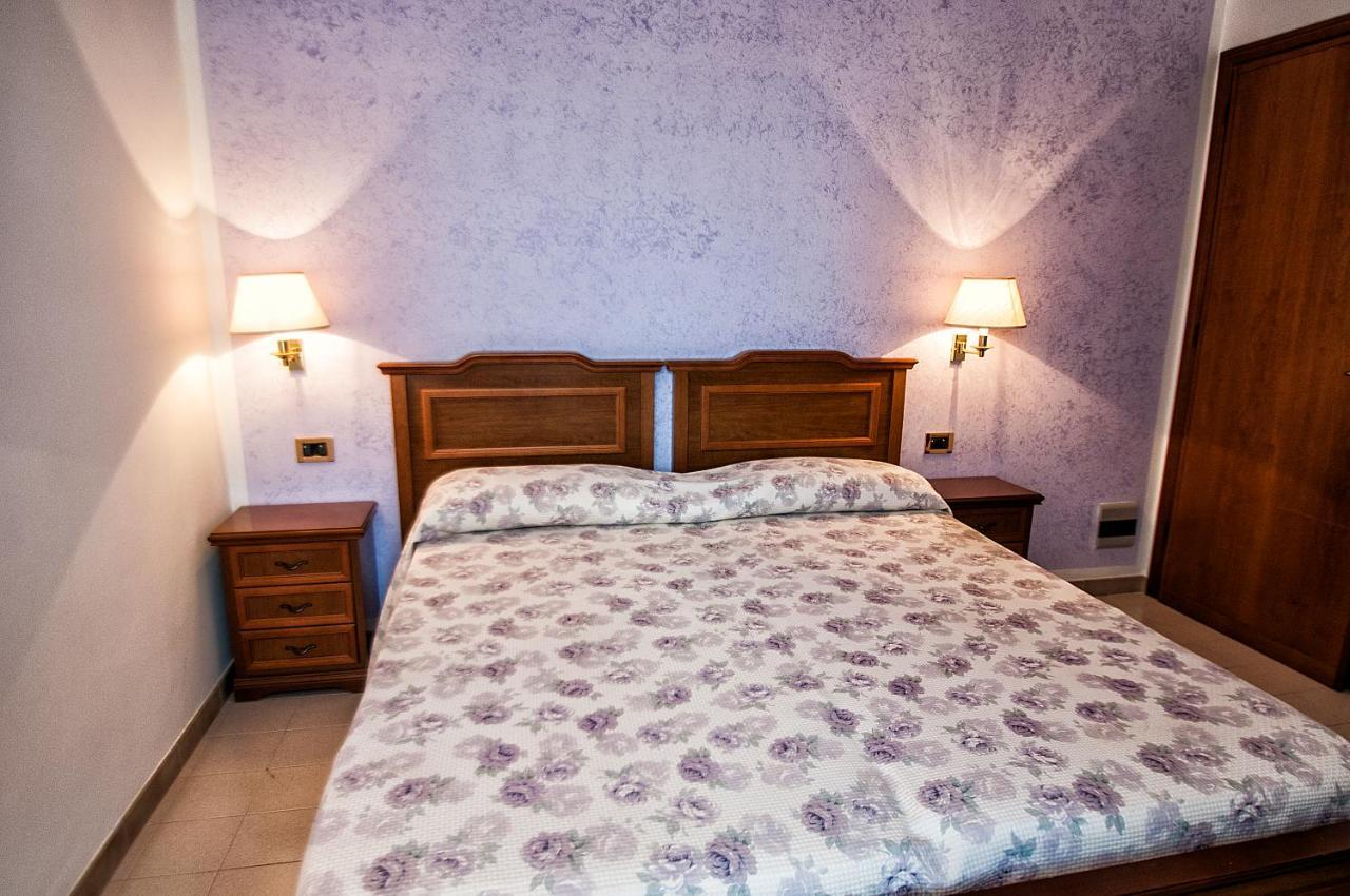 Morro Reatino Alloggio Turistico Luigina מראה חיצוני תמונה